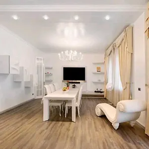  Apartment Residenza Tosca Italien