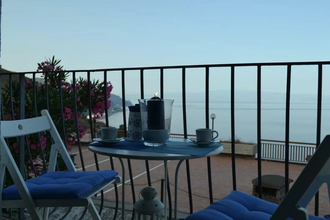 Apartment Charming Place 2 Taormina
