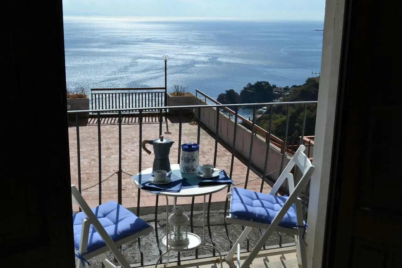 Charming Place 2 Taormine 0*,  Italie
